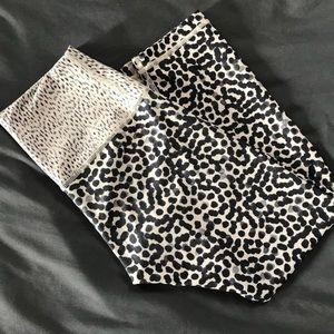 ISO full-length lululemon leopard/cheetah leggings